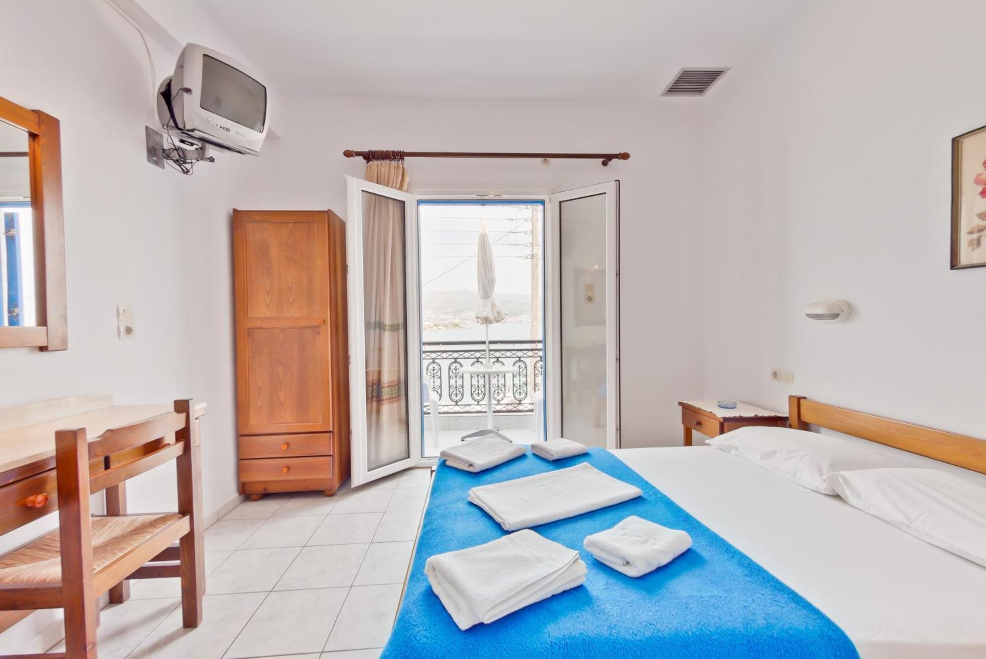 Paris Rooms Antiparos Town Dış mekan fotoğraf