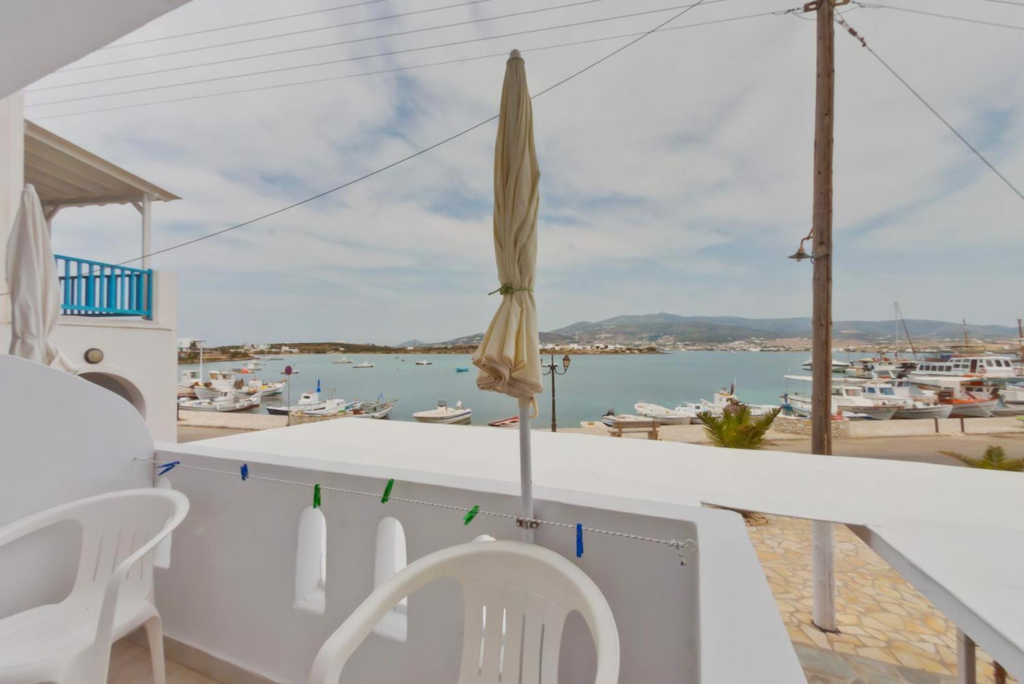 Paris Rooms Antiparos Town Oda fotoğraf
