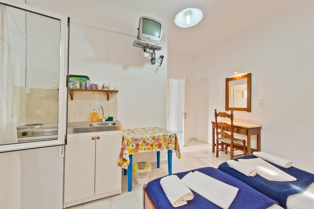 Paris Rooms Antiparos Town Oda fotoğraf